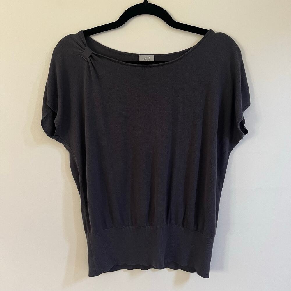 H&M Knit Top Womens Gray Boat Neck Short Dolman Sleeve Blouse Size M
